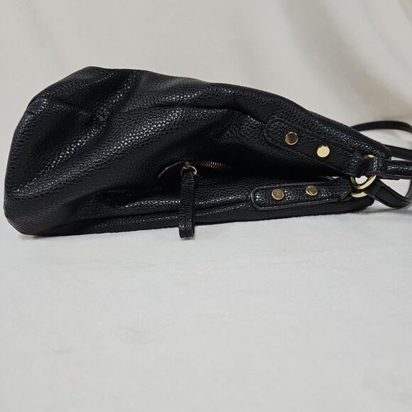 ANNE KLEIN  BLACK PEBBLE Faux LEATHER TOTE Goldtone 3Zip Sections  Medium Size - Picture 6 of 13